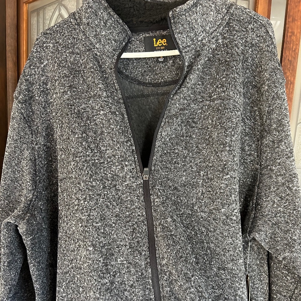 ⚠️ More than 50% Clearance Lees Men’s Zip up Sherpa Lined Fleece. XL